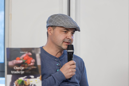 Borza lokalnih živil (5)